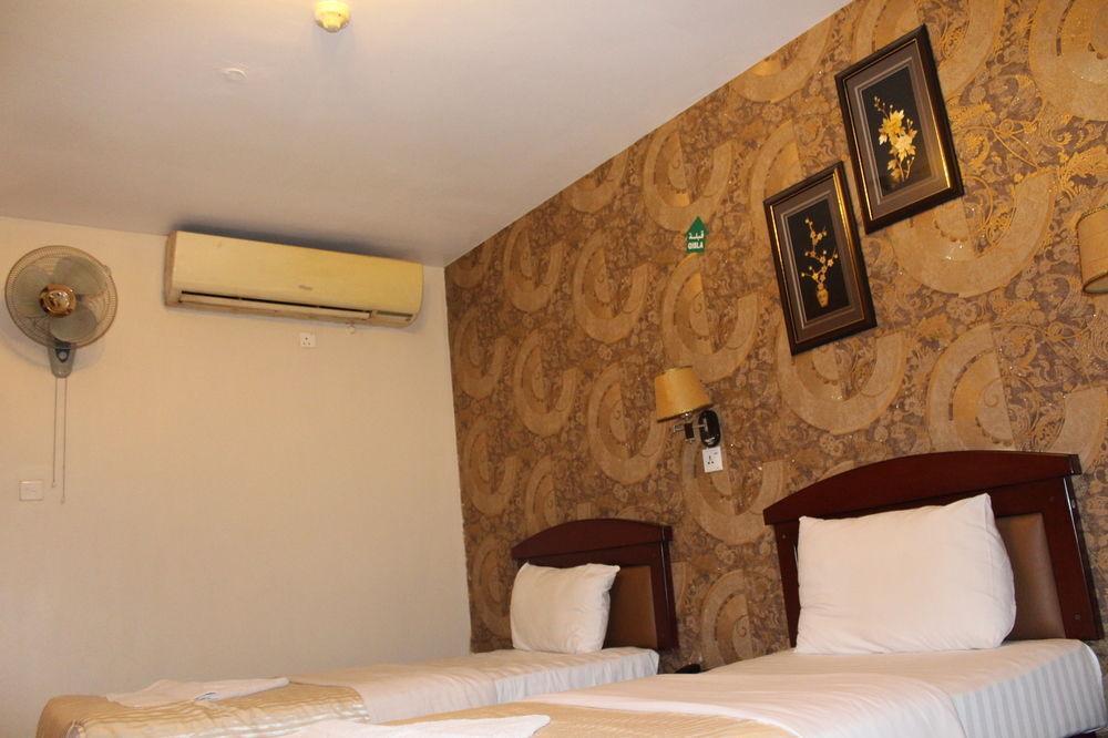 Sutchi Hotel Dubai Esterno foto