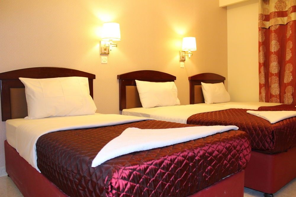 Sutchi Hotel Dubai Esterno foto