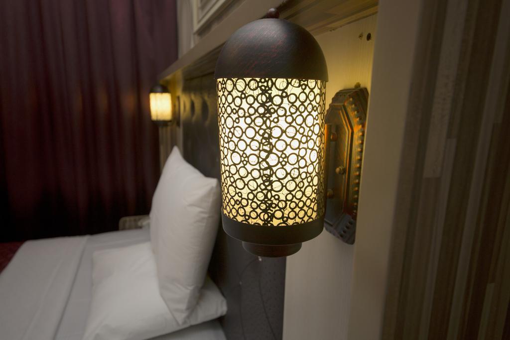 Sutchi Hotel Dubai Esterno foto