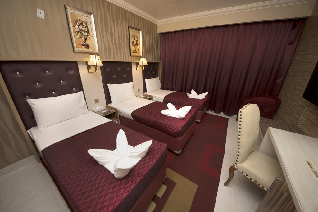 Sutchi Hotel Dubai Esterno foto