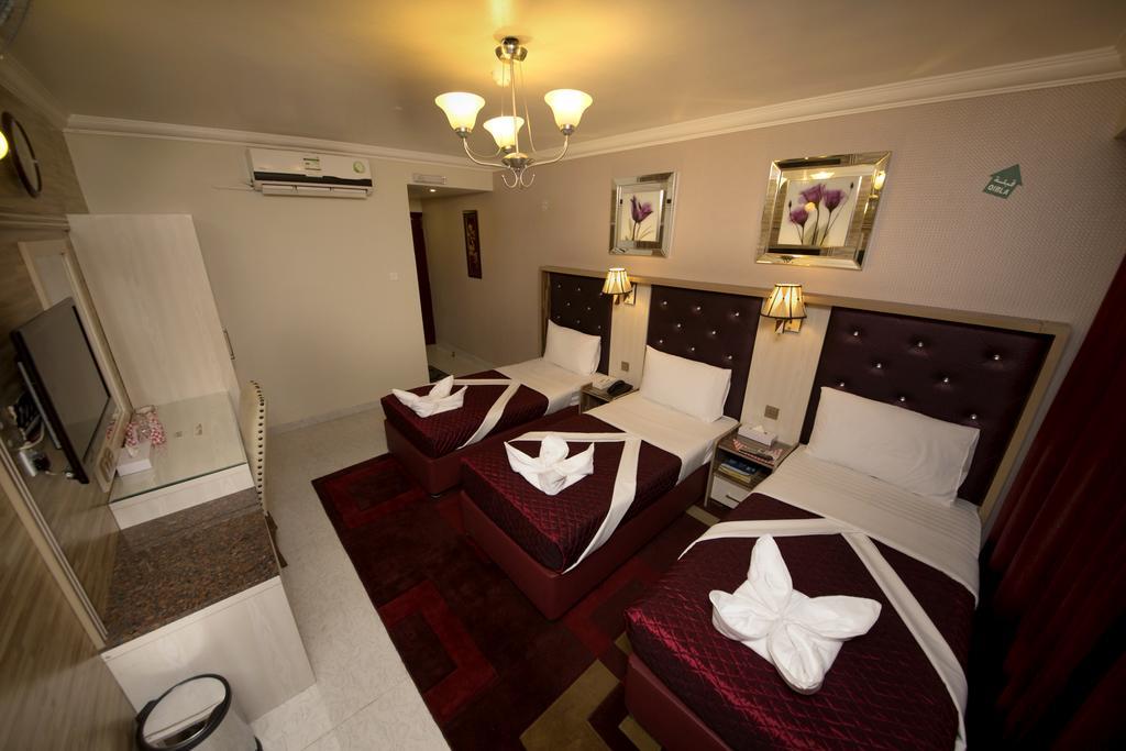 Sutchi Hotel Dubai Esterno foto