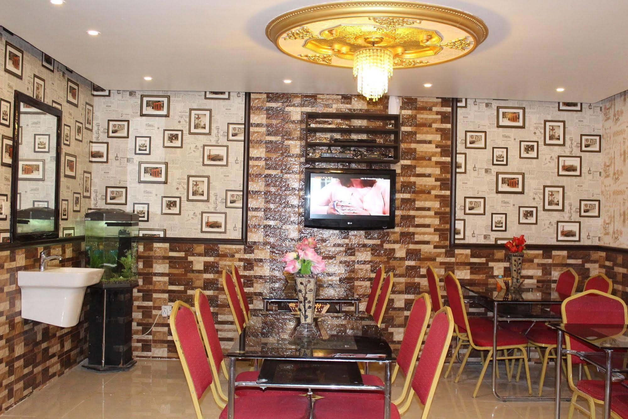 Sutchi Hotel Dubai Esterno foto