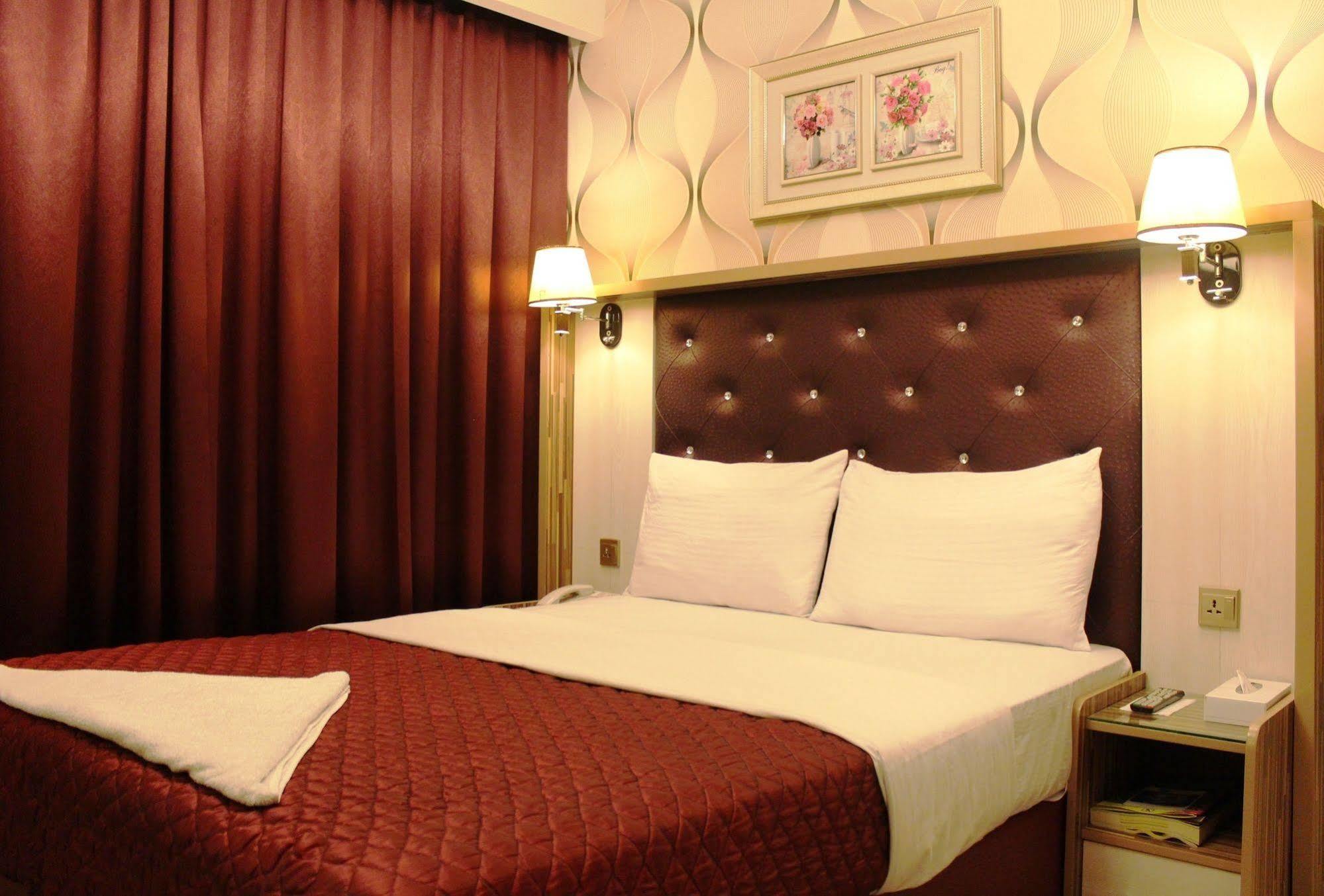 Sutchi Hotel Dubai Esterno foto